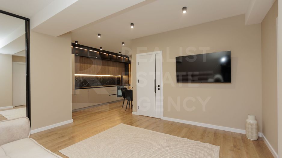 Vânzare, apartament, 2 camere, str. Vasile Lupu, Buiucani - Poză 2