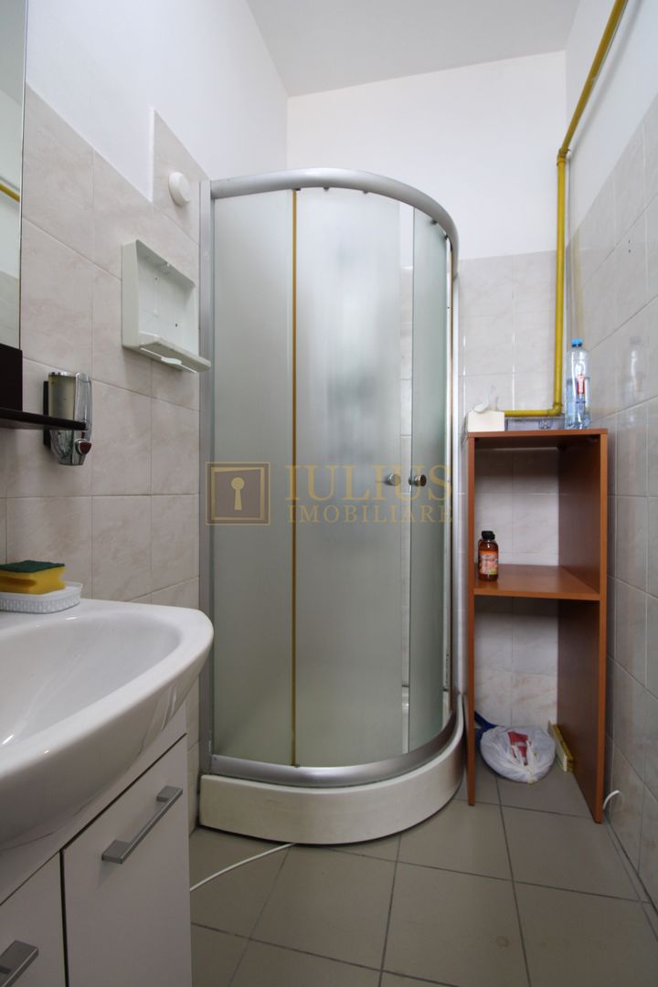 Vad comercial/acces facil, cladire mixta. - Poză 14