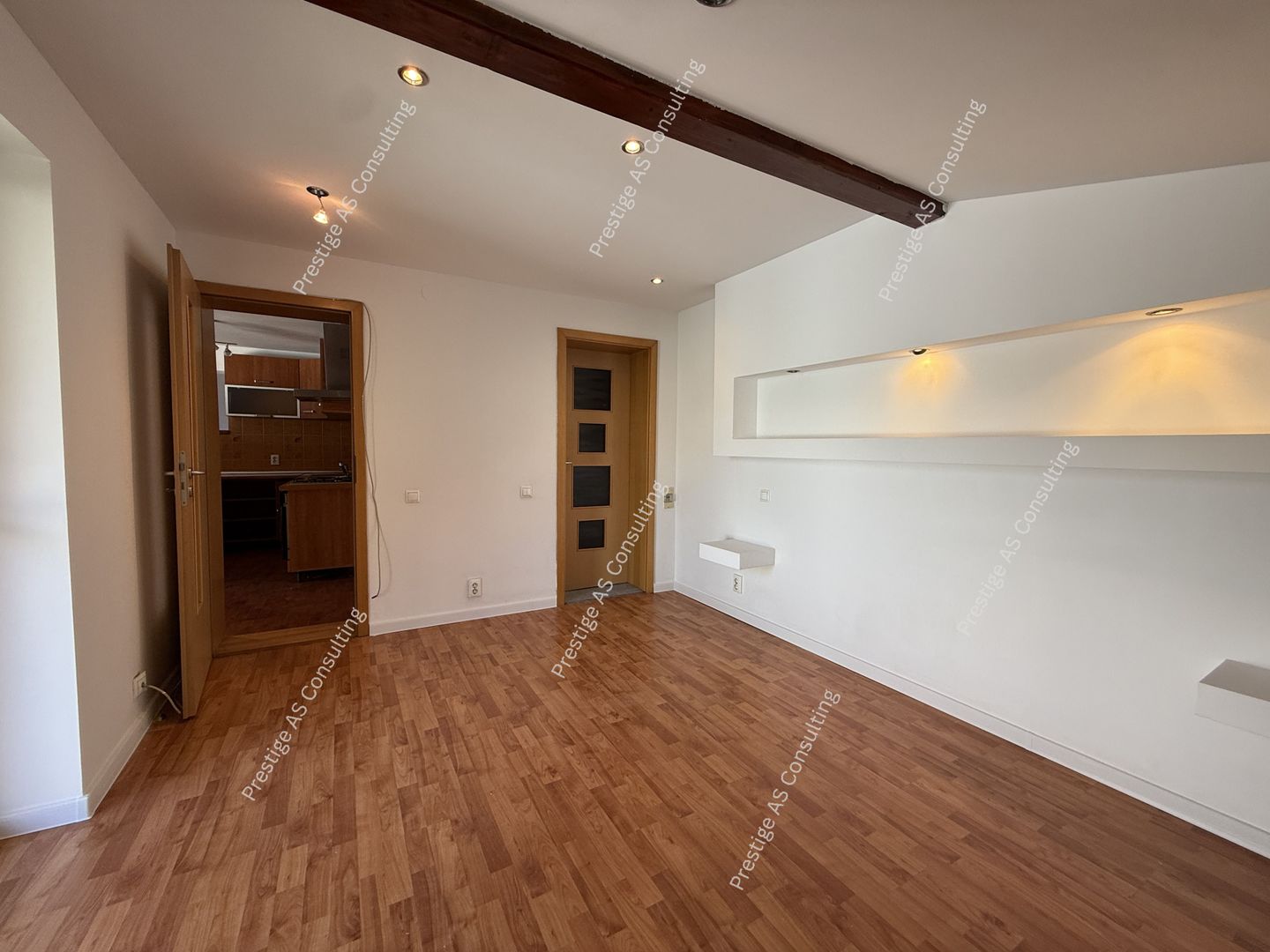 Proprietate versatila | 271 mp utili | renovata complet – Elisabetin, Porumbescu - Poză 17