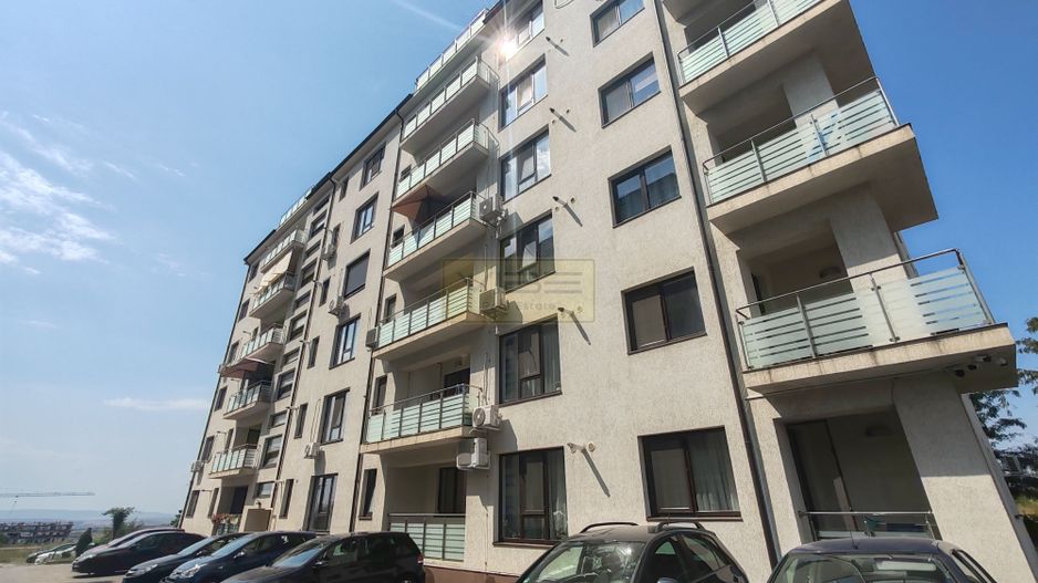 Copou - Sadoveanu - Apartament Decomandat + Parcare! - Poză 1