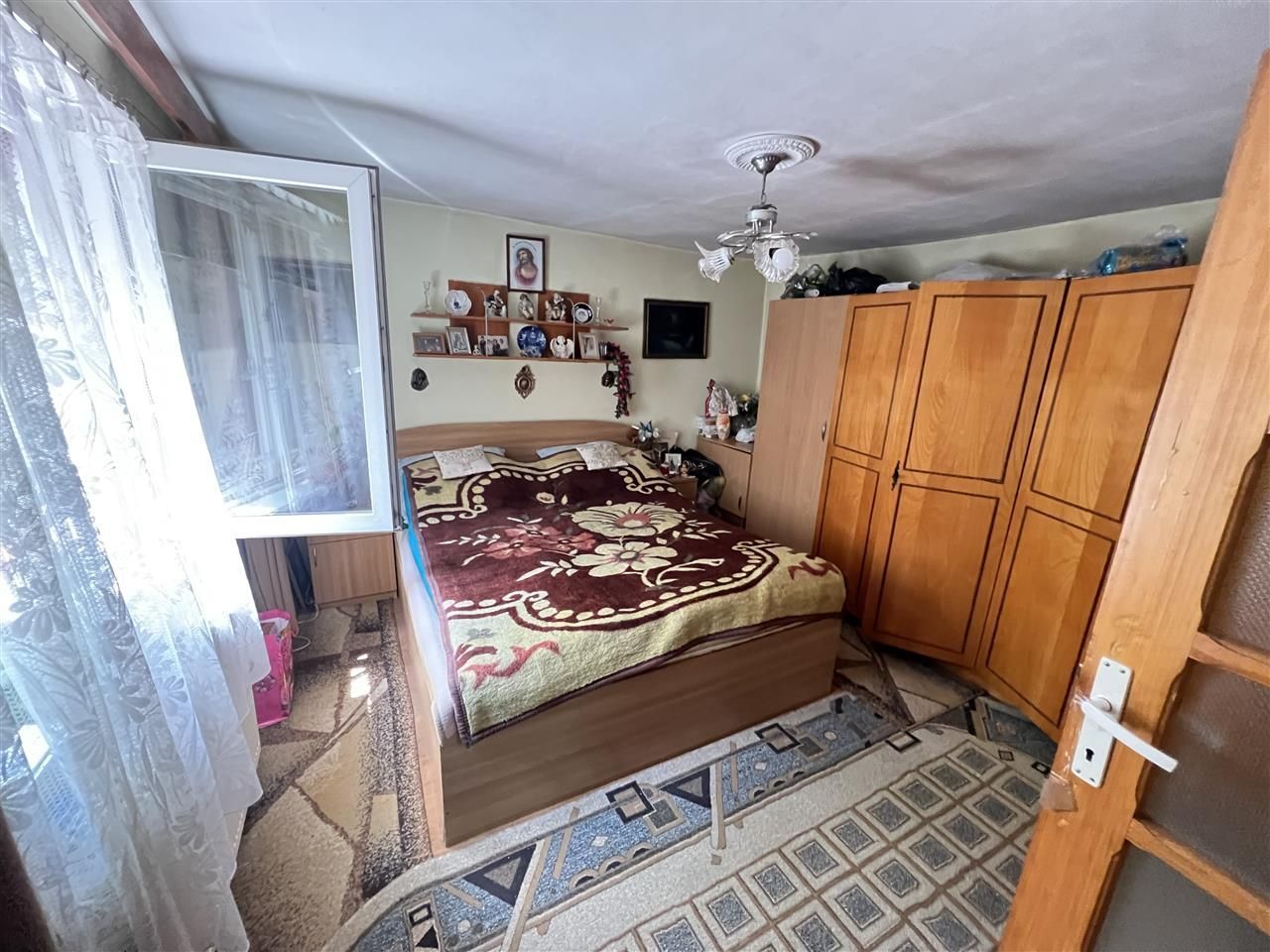 Casa pentru 2 familii zona Ghiroda CENTRALA teren 570mp - Poză 9