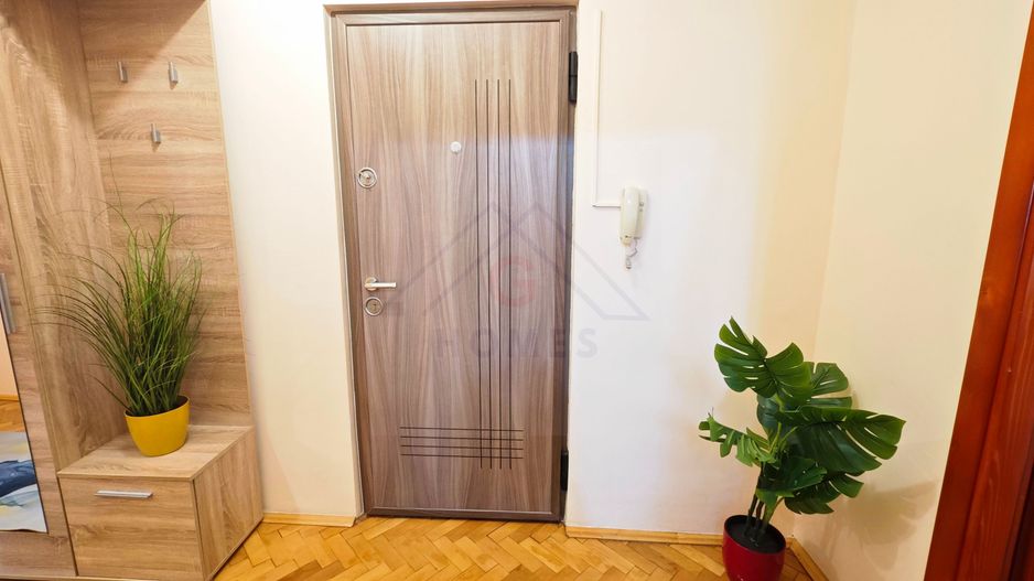 Apartament mare, decomandat, bucatarie separata. PET FRIENDLY. - Poză 5