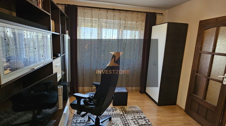 Vand apartament cu 2 camere - Poză 12