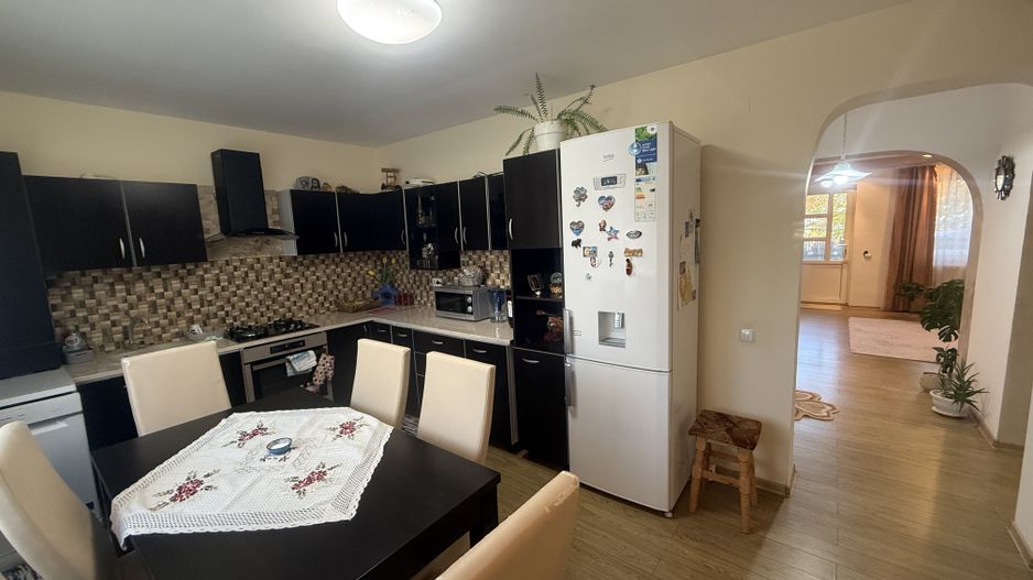 Vila de vânzare 160 mp - complet mobilată și utilata  - Câmpina ! - Poză 6