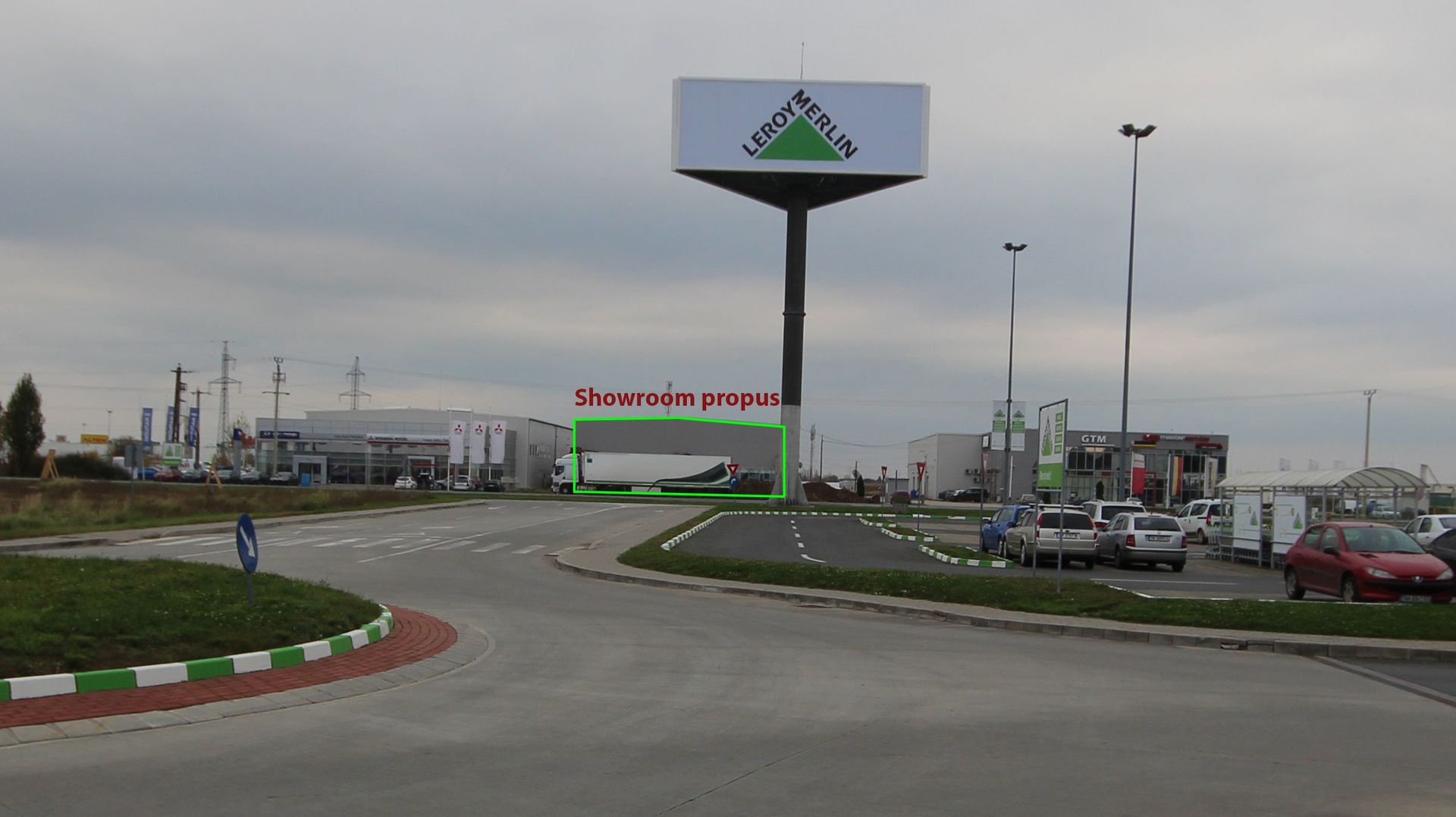 Spatiu Comercial,Showroom si birouri - inchiriere- 900 mp.  zona Calea Sagului - Poză 9