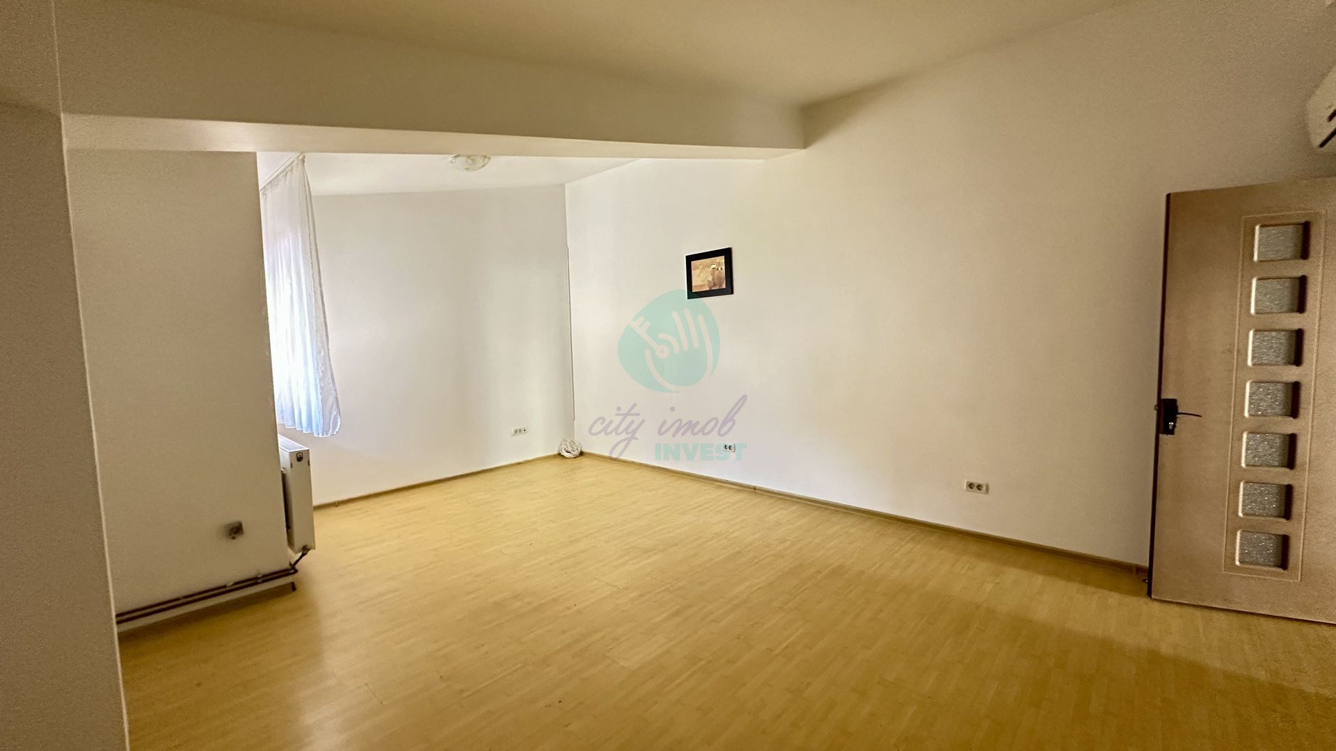 Casa construita in 2008 zona VATRA LUMINOASA - Poză 7