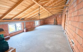 Casa cu 5 camere la rosu, nou construita, Sagu/ sau schimb cu apartament - Poză 10