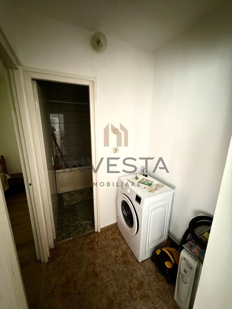 Apartament cu o priveliste superba chiar langa piata Hermes ! - Poză 6