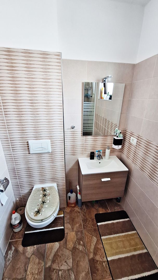 Ghimbav, intrare dinspre Brasov, apartament 3 camere mobilat, 125500 euro - Poză 14