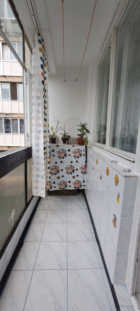 Drumul Taberei, langa metrou Constantin Brancusi, 2 camere, decomandat - Poză 8