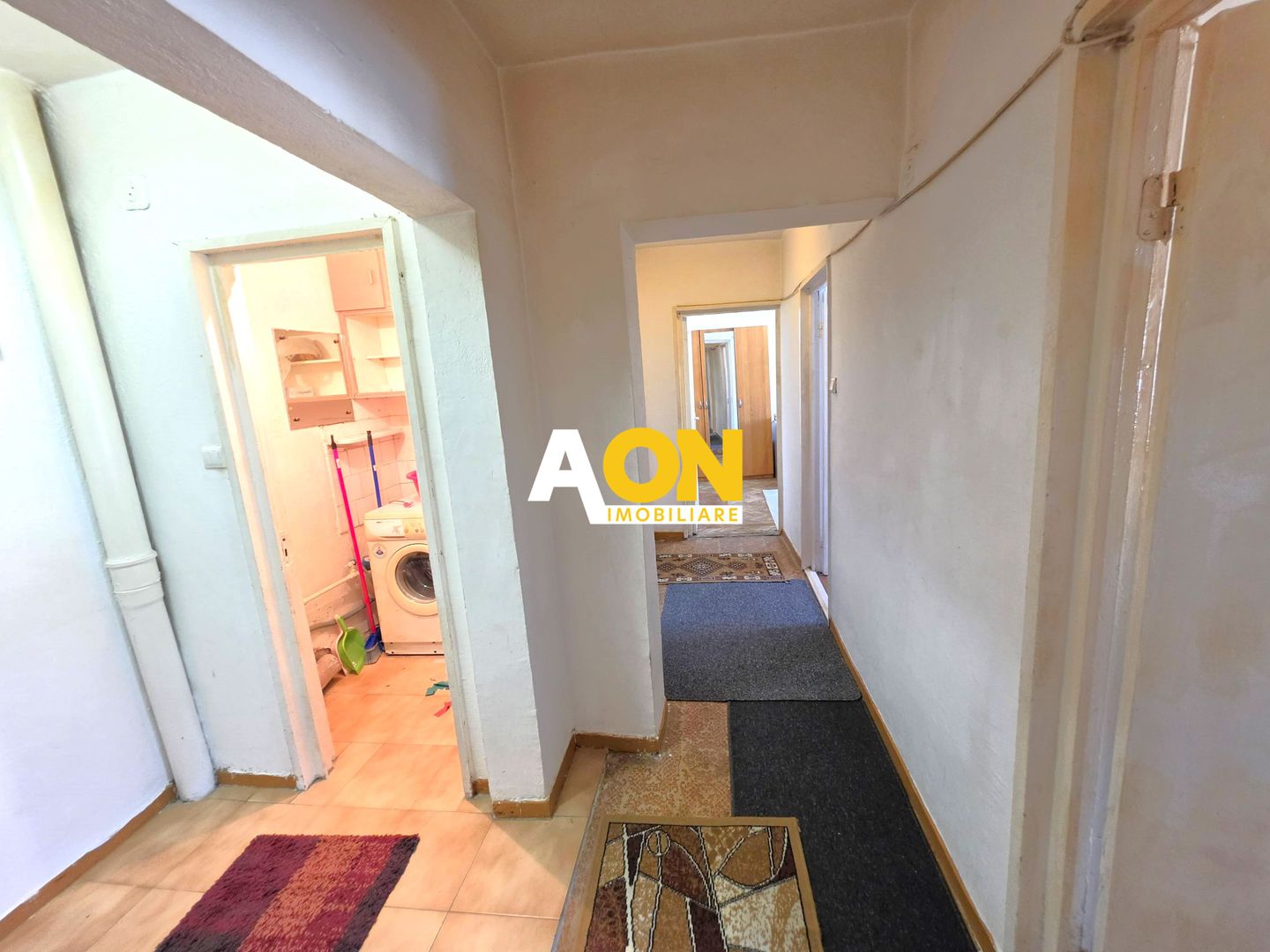 De vanzare apartament 3 camere, etaj 1, Cetate - Poză 3