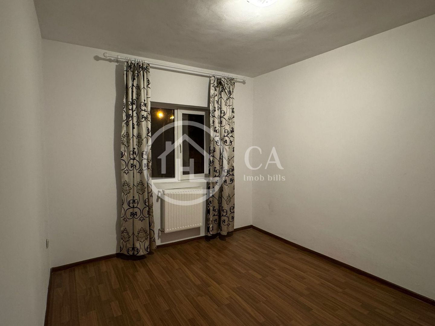 Casă de închiriat cu 4 camere în Cartierul Europa, Oradea - Poză 11