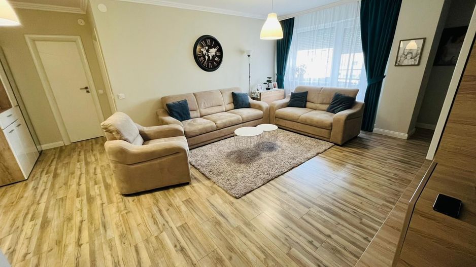 Apartament 3 camere,utili + 2 balcoane, parcare subterană – Turnisor - Poză 1