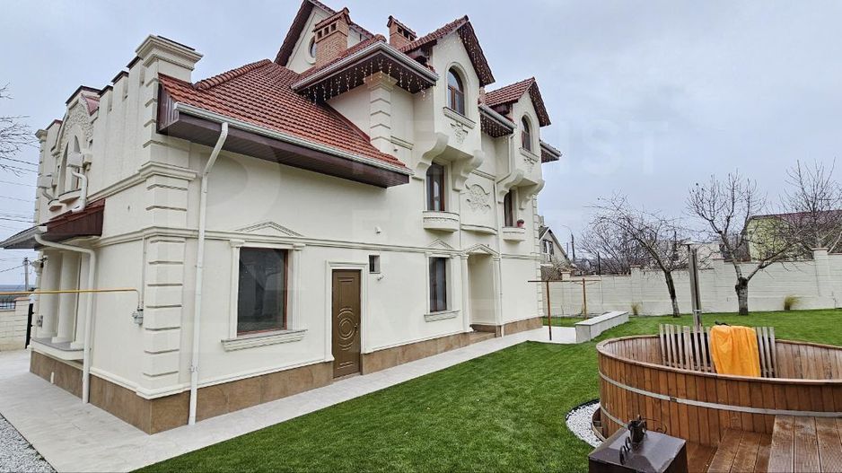 Vânzare, casă, 3 nivele, 300 mp+7,2 ari, str. Chișiniău, Cricova - Poză 3