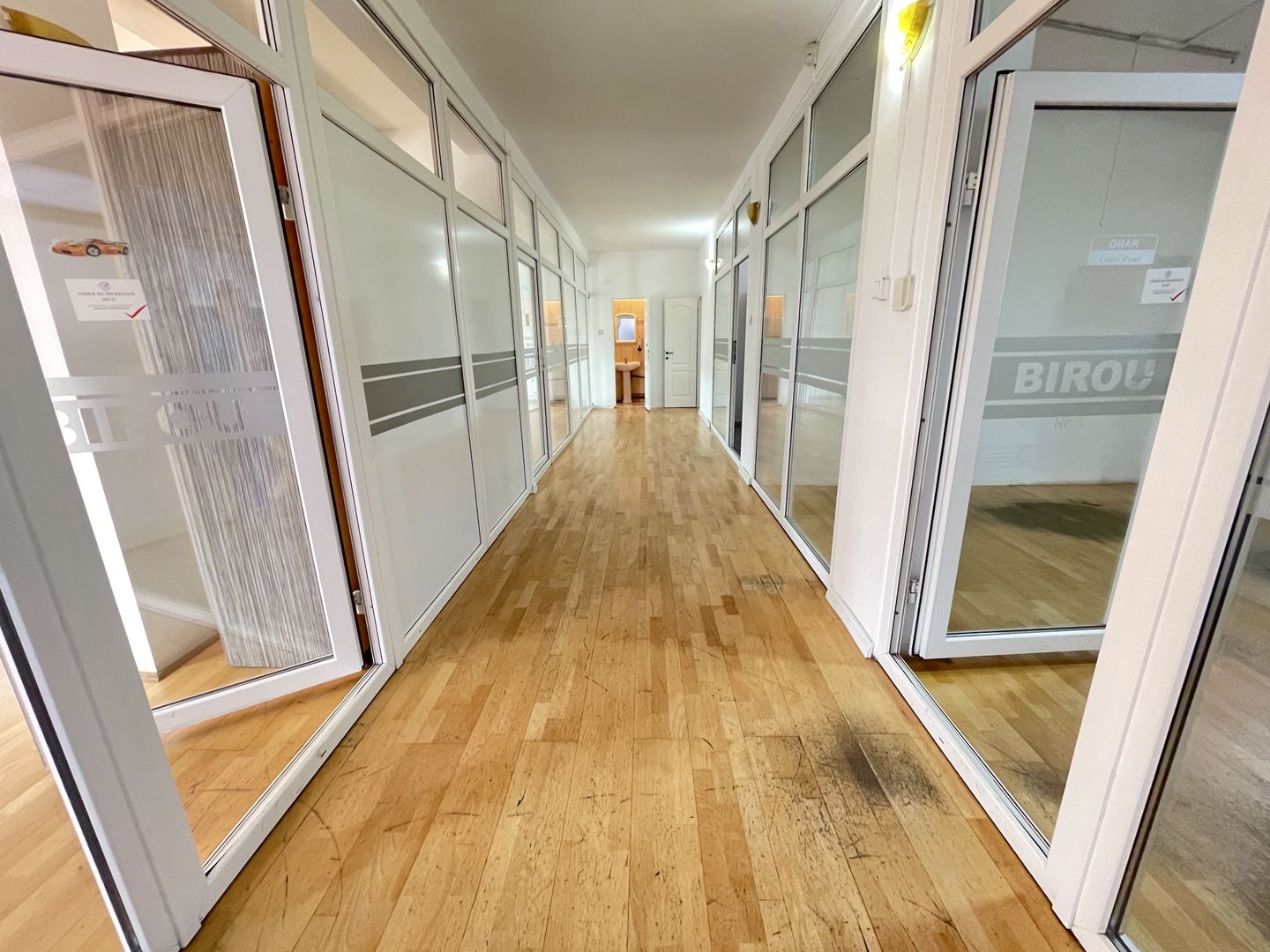 DE VANZARE SPATIU CU MULTIPLE DESTINATII - Poză 3