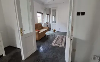 Se vinde etajul 1 si mansarda | Vile interbelica | 13 Septembrie - Poză 18
