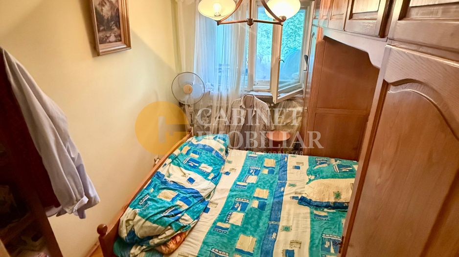 Apartament cu 3 Camere, 2 Bai - Etaj 3 - Zona Podu Ros - Poză 5