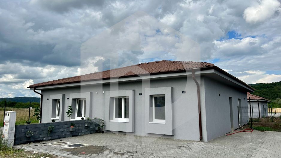 Casa pe un nivel |  - 67 mpu -Teren 235 mp - Talmaciu\ 15min de Sibiu - Poză 1