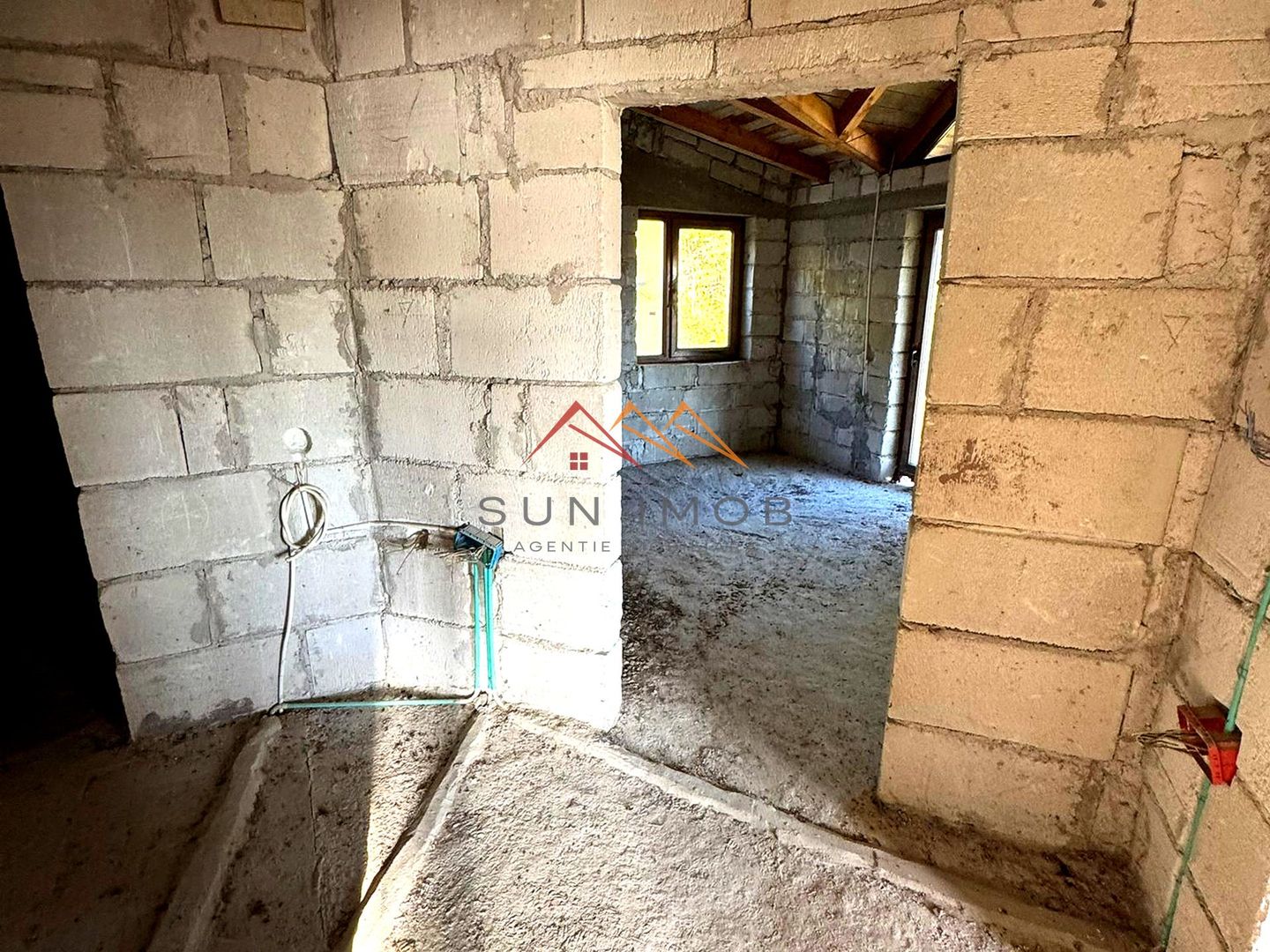 Vila S+P+E, priveliste deosebita, 6 camere, garaj, terasa, Cornu, PH - Poză 18