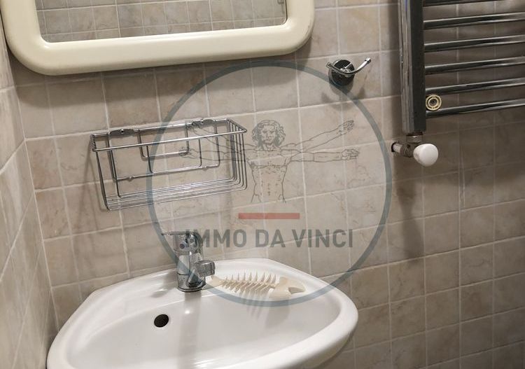 Vand garsoniera Zona Terapia - Poză 6