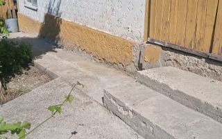 Casă cu teren de 1.470 mp de vânzare – Fântânele, Scânteiești - Poză 5