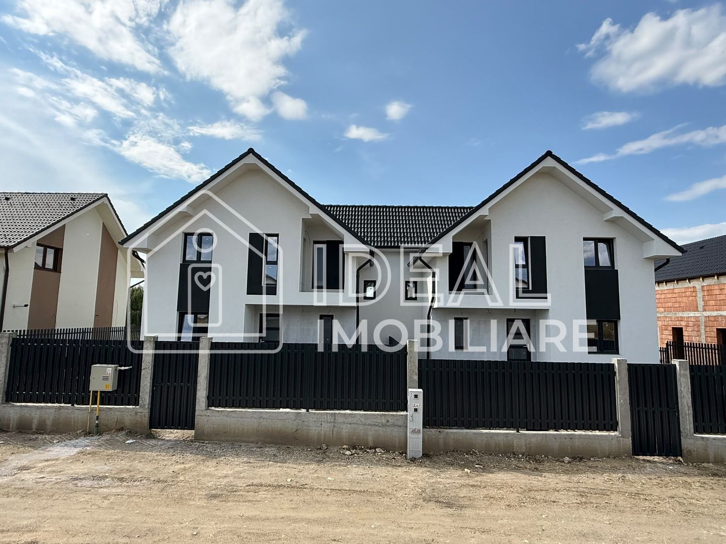Casă individuală P + M – Șura Mare | 120 mp utili | 5 camere | Curte 262 mp - Poză 2