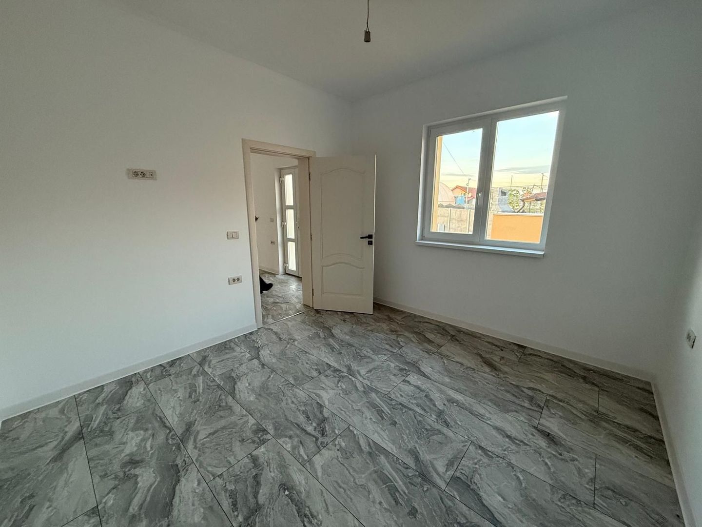COMISION 0% | Duplex de Vanzare | Utvin | 3 Camere | Acces la asfalt - Poză 4