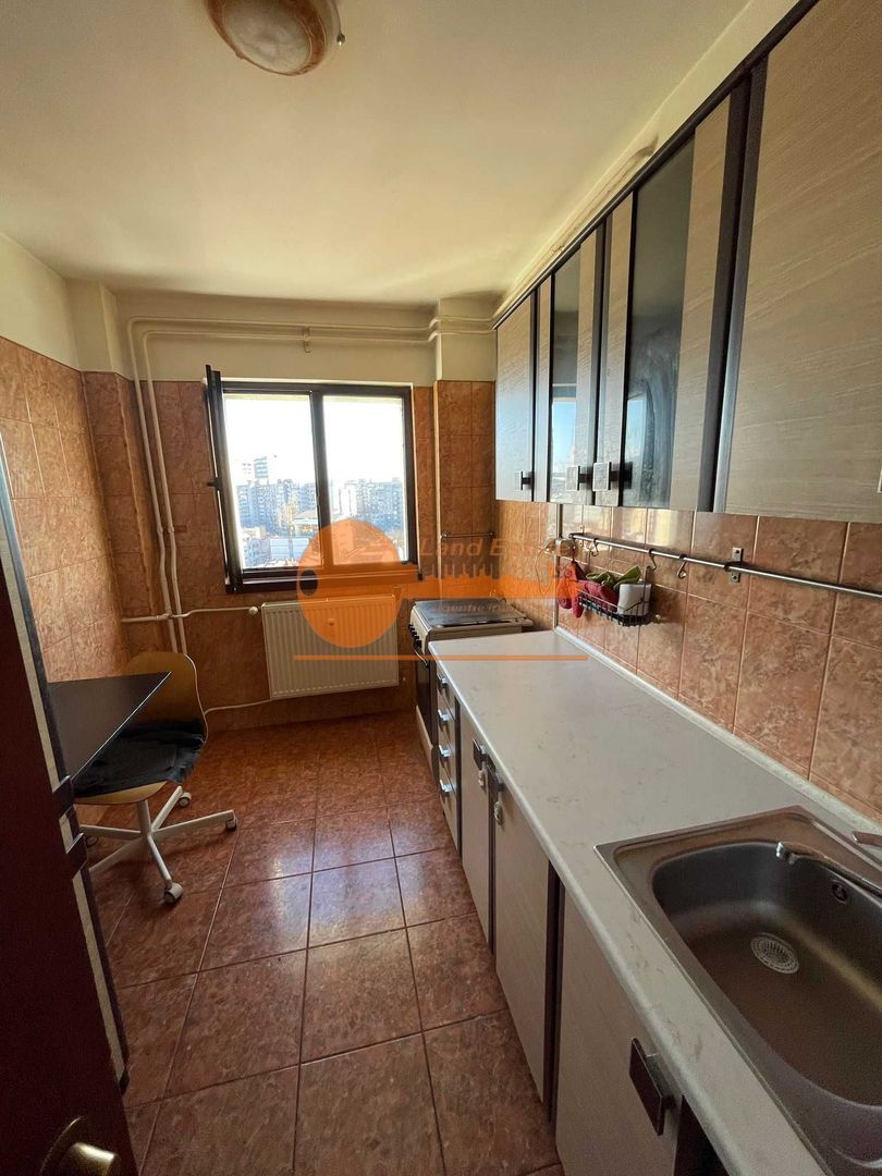 Apartament 2 camere – vedere liberă către Piața Victoriei - Poză 3