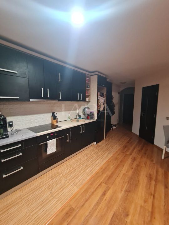 Apartament 3 camere zona Terra Florești parcare inclusă in pret. - Poză 4
