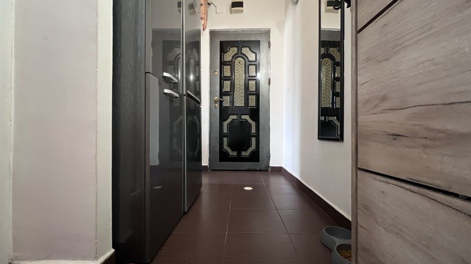 Zona buna! Vânzare apartament cu 2 camere în Târgoviște- micro 6! - Poză 5