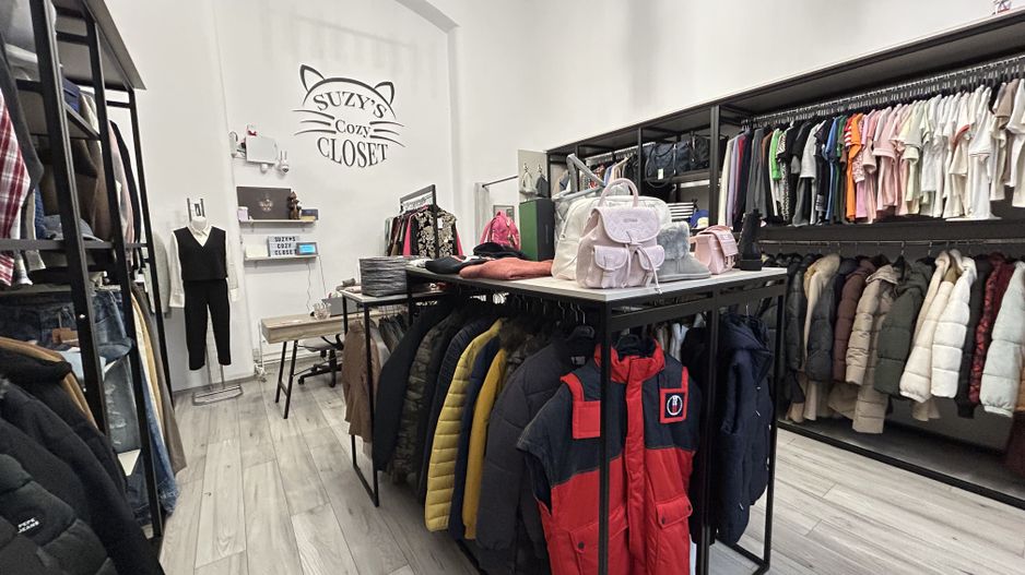 Afacere la Cheie, articole originale,  intrare stradală, zona Centrala - Poză 2