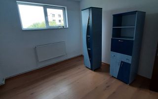Hala 280 mp + apartament cu 4 camere la etaj /150 mp/ Zona Industriala - Poză 4