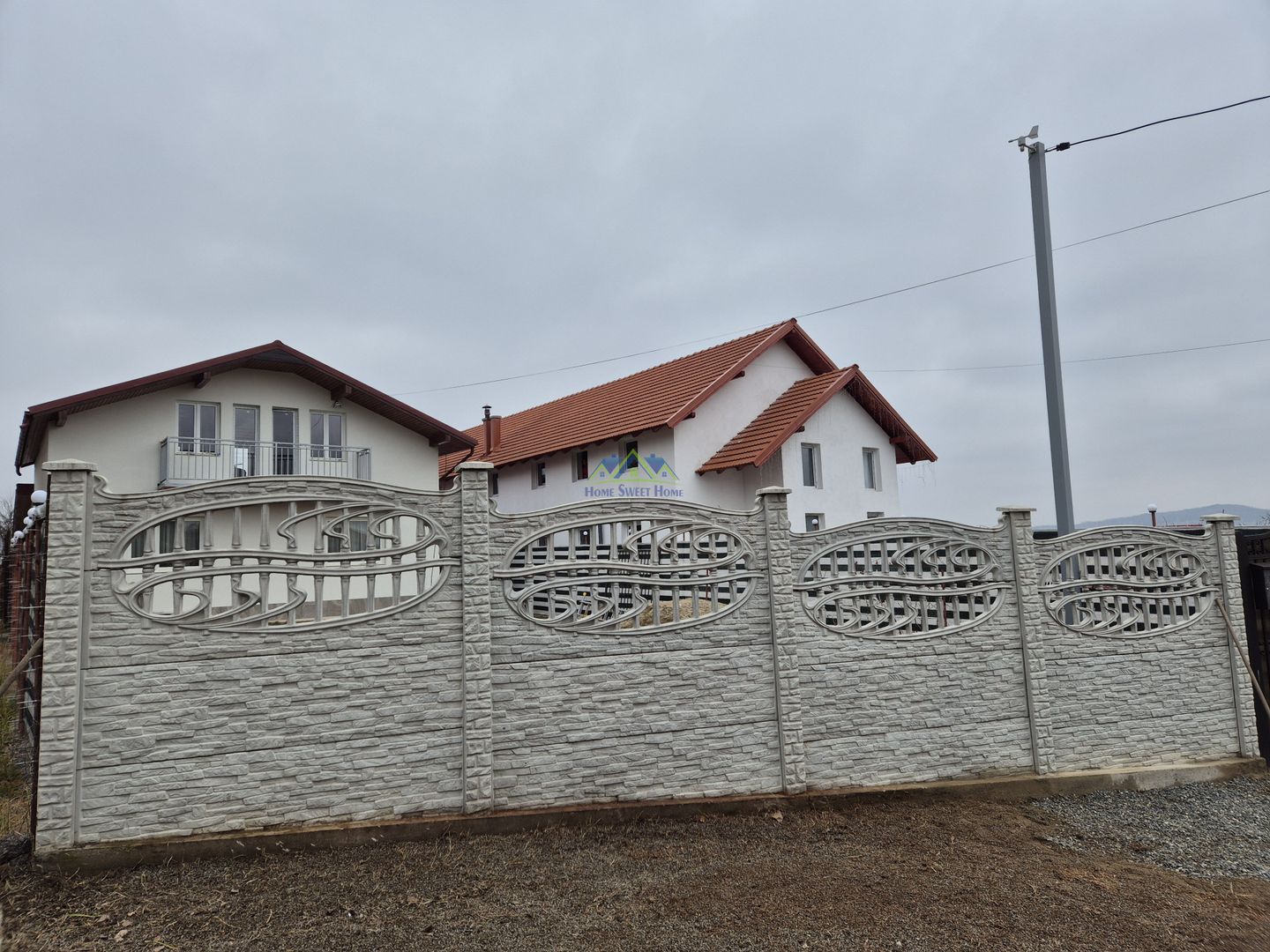 Vand casa 4 camere, zona Castel-Werk(Urcusului), P-M, 120mp, schimb! - Poză 1