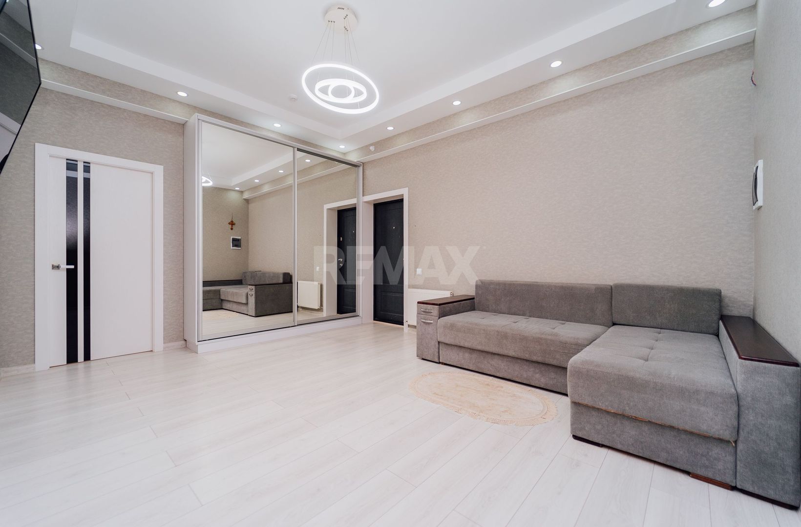 Apartament 3 camere, Botanica - Poză 2