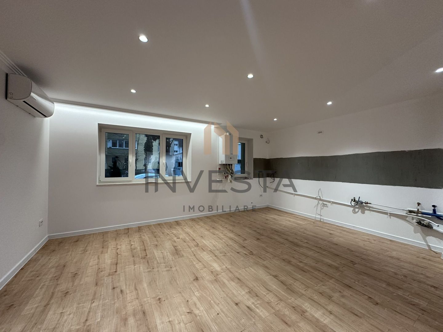 Apartament 3 camere renovat complet cu incalzire in pardoseala! - Poză 2