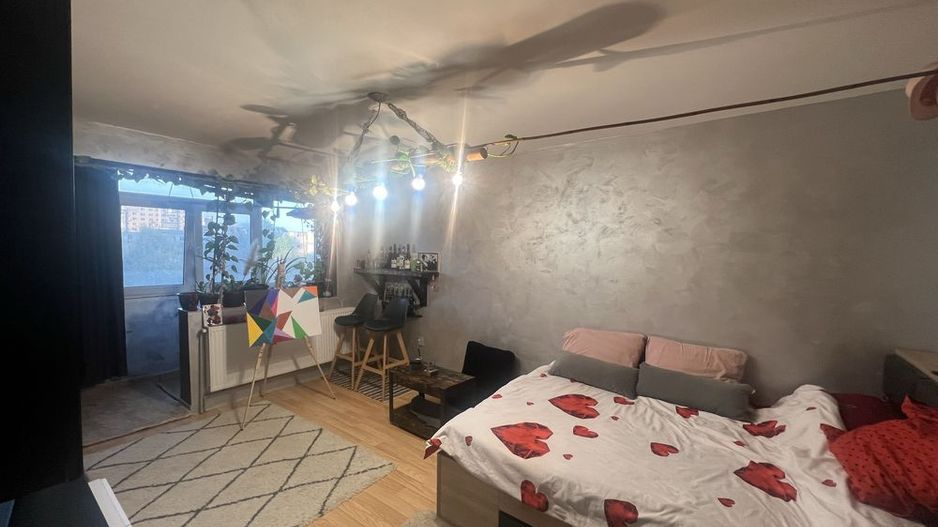 Apartament 2 camere de vanzare zona Tomis Nord - decomandat - Poză 2