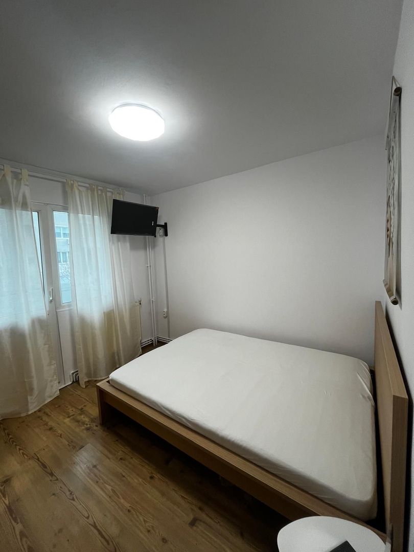 Apartament 2 camere Vitan, centrală proprie, mobilat complet, etaj 3 - Poză 3