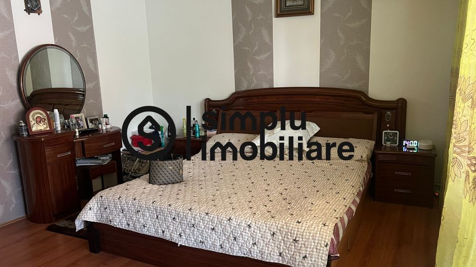 Vila S+P+1+M Lapus, str Paunitei - Poză 4