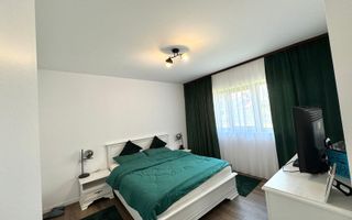 Casa de vanzare cu 14 Ari teren - Lapusel - Poză 10