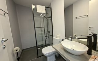 Pensiune 600 mp an 2023 si casa 130 mp teren 4600 mp zona V. Avrigului - Poză 5