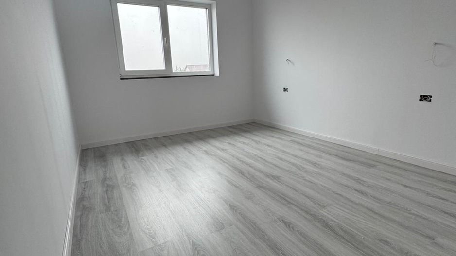 Duplex -5 camere-SUPER PRET-165.000€  | Remetea Mare | - Poză 6