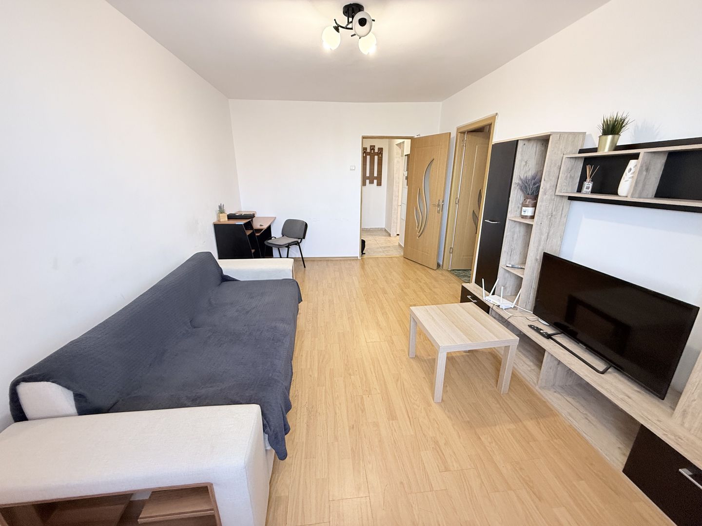 Ap 3 camere 63 mp - mobilat/utilat , zona Iancului - investiție ! - Poză 1