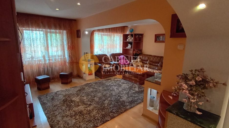 Rond Vechi Nicolina - 3 camere Decomandat ETAJ 1 - 81mp - Poză 1
