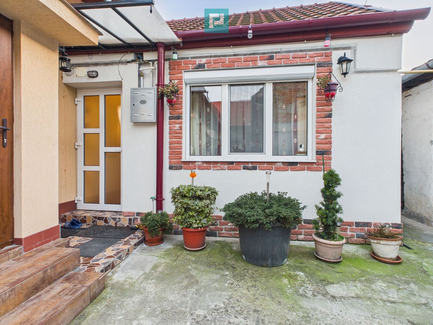 Casa Zonă Ultracentrală, Oradea 53mp - Poză 1