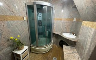 Apartament 2 camere decomandat-zona Spitalul Judetean-139.500 euro neg - Poză 1