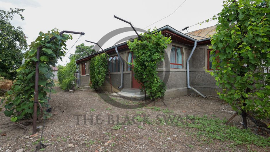 Casa cu 5 camere de vanzare | Dumbrava, Prahova I Comision 0% - Poză 1