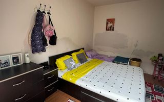 Casă cu teren și anexe – str. Mihai Eminescu - Poză 6