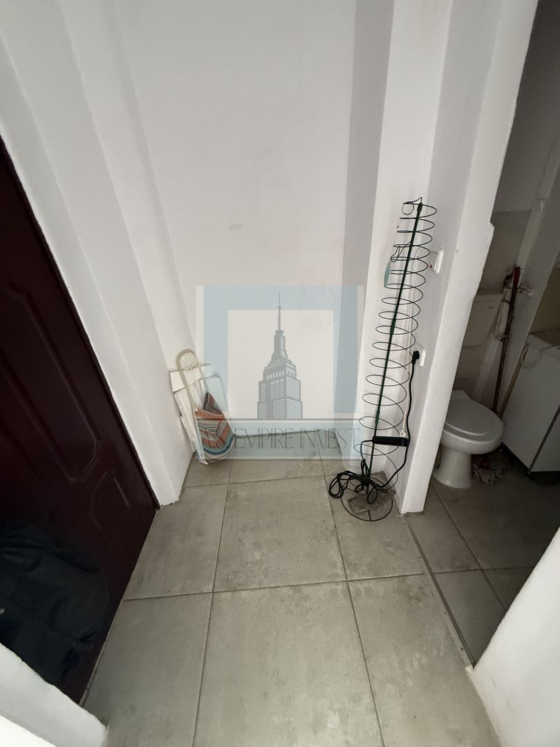 Garsoniera , 27 mp utili - zona Bartolomeu - Poză 4