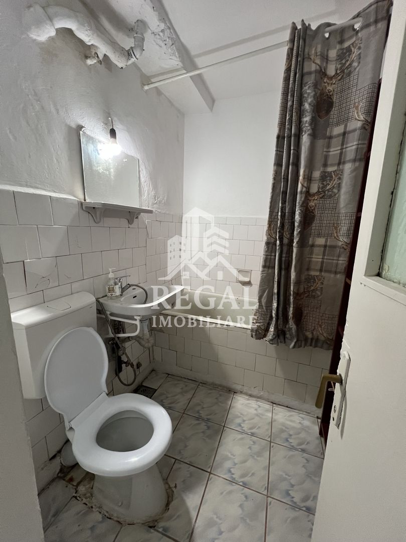 Spațiu comercial de vânzare – 47 mp utili, vitrină generoasă - Poză 10