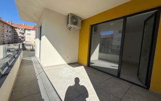 De Vanzare Apartament 3 camere /Bloc Nou/Etaj 1/ Locuri de Parcare